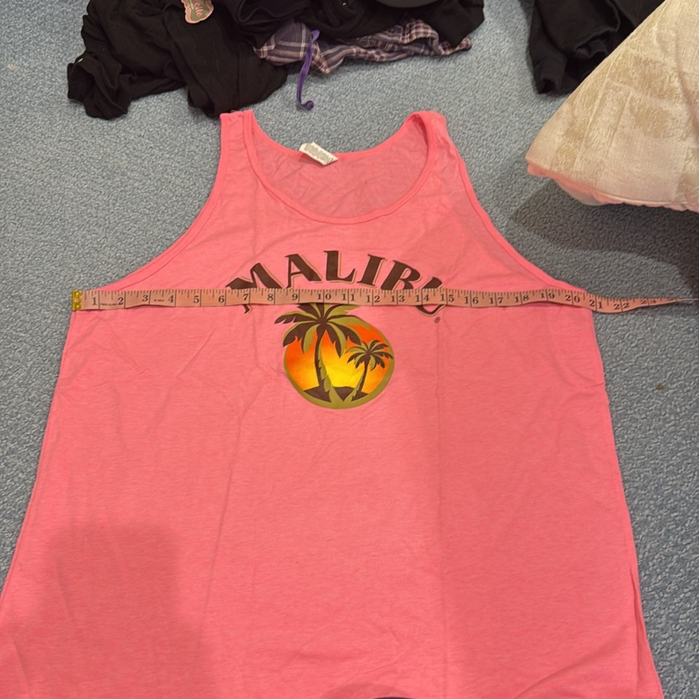 Bella Canvas Malibu pink Large NWOT Malibu drink L Pink Tank - Picture 10 of 12